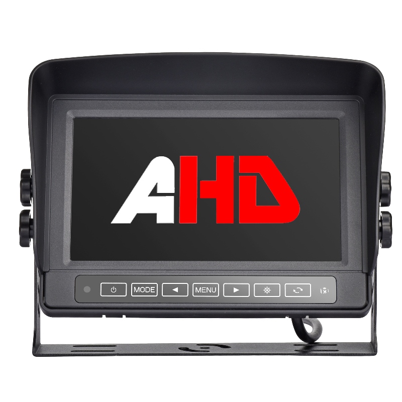 How Does a Waterproof Vehicle Monitor Improve Driving Safety in Harsh Environments