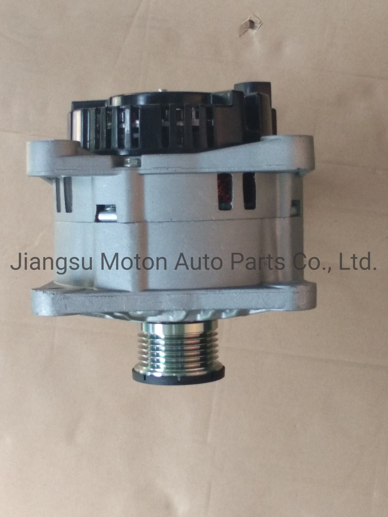 Alternator for Mitsubishi Carisma, Nissan Primastar, Opel Movano 22990 Sg12b017