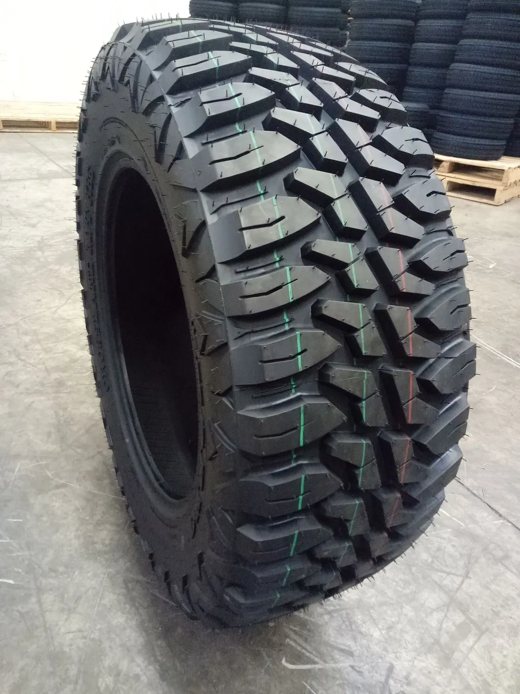 Chinese Famous Brand Haida Brand with Best Quality PCR/ Car Tire Passenger Car Tyre 165/70r14 235/55r17 185/70r14