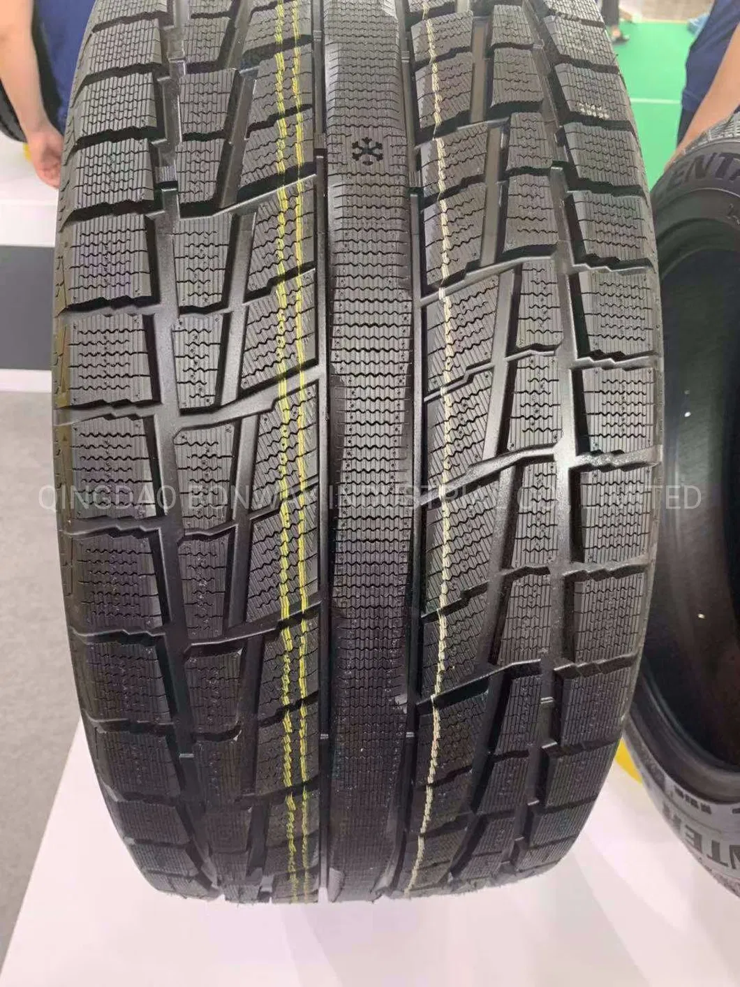 Joyroad/Zextour/Aoteli/Constancy Three a Brand Car Tires 13-22 Inches Hankook Technology 195/65r15 205/55r16