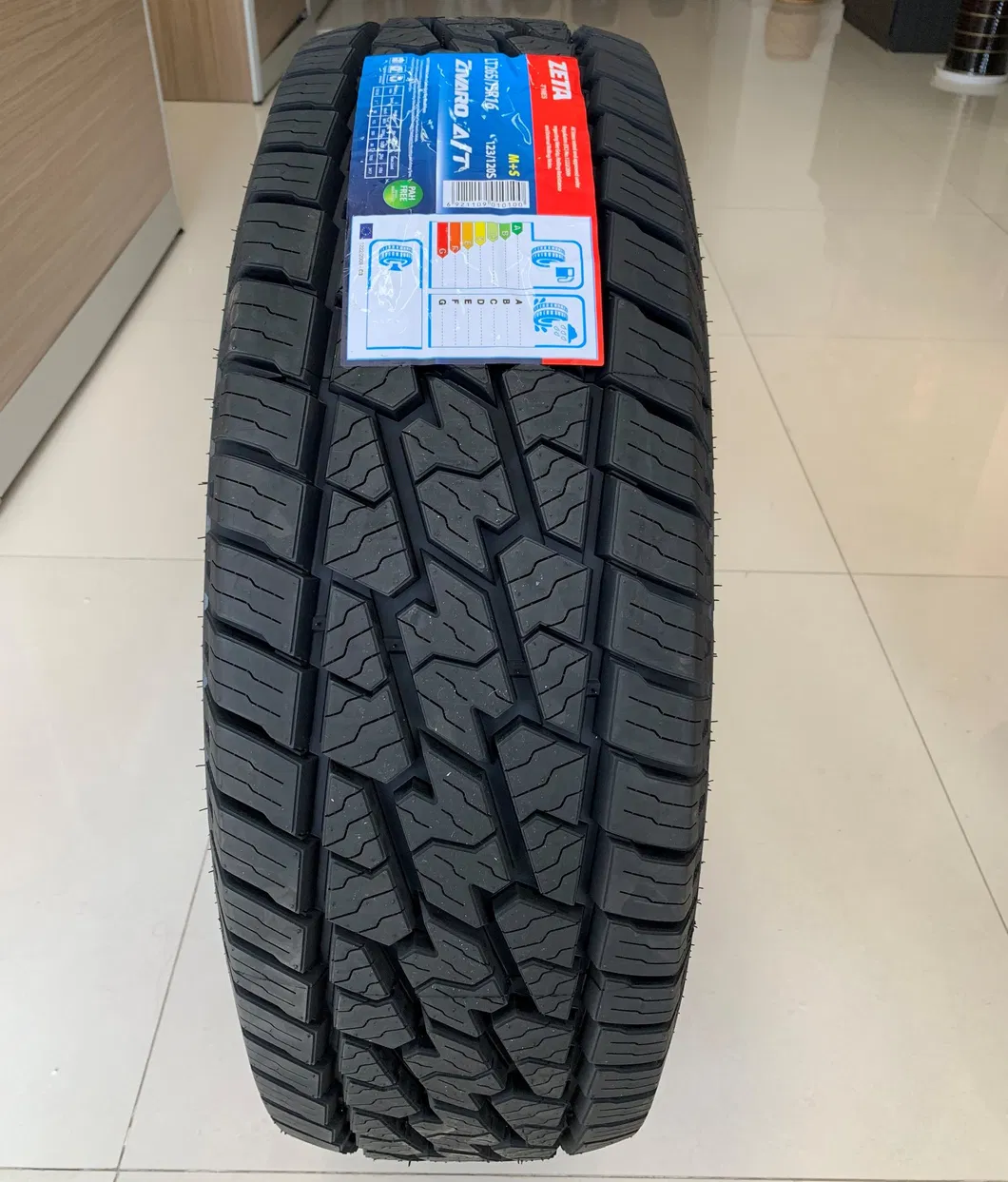 Over 200, 000 PCS Passenger Car Tyres, Summer Tires, Winter Tyres, All Season Tire, Runflat Tyre, at, Mt Tire in Stock 13-14′′ 15-16′′ 18-20′′ 22′′