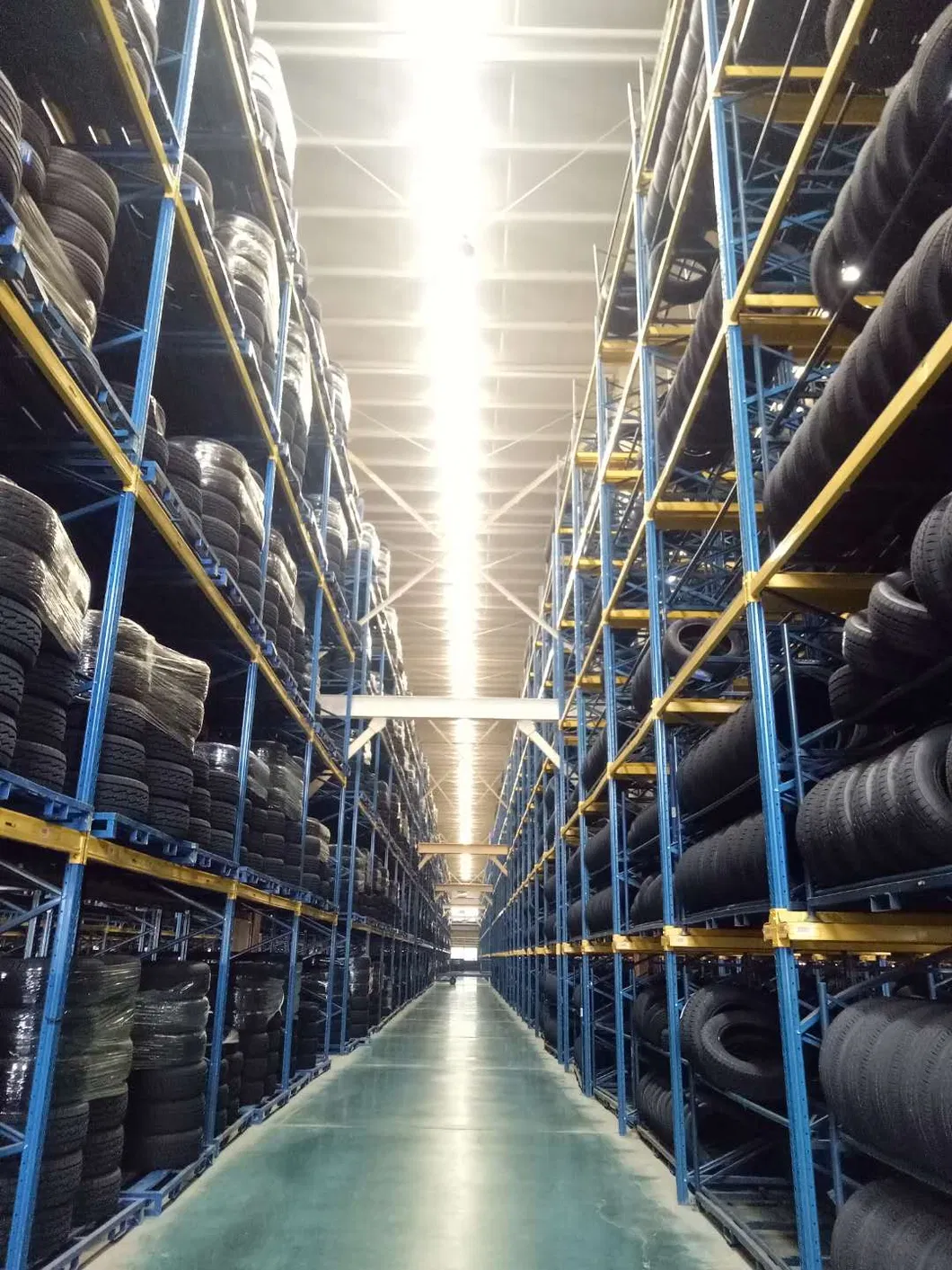 Zeta, Pace, Toledo Brand Summer Car Tires, Winter Tyres, All Season Tires, Runflat Tyre, at, Mt Tire Have Over 200, 000 PCS in Stock 13′′-22′′